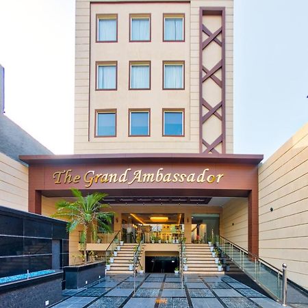 The Grand Ambassador Hotel Phagwara Exterior photo