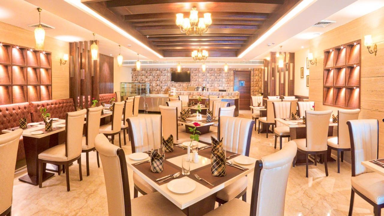 The Grand Ambassador Hotel Phagwara Exterior photo