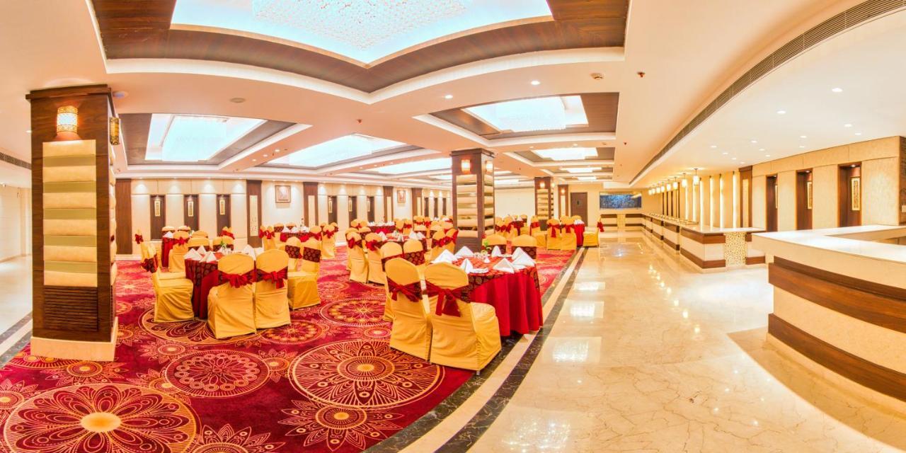 The Grand Ambassador Hotel Phagwara Exterior photo