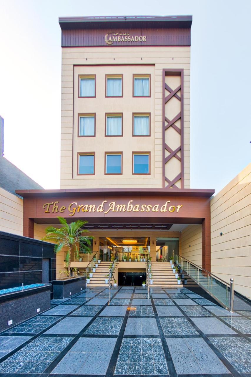 The Grand Ambassador Hotel Phagwara Exterior photo